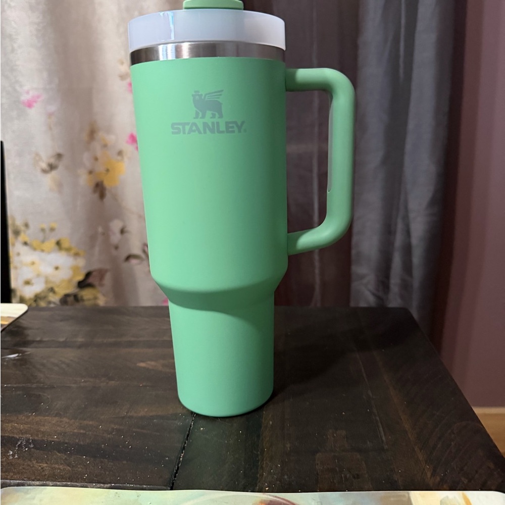 Stanley Pastel Green Insulated Travel Mug with Handle
